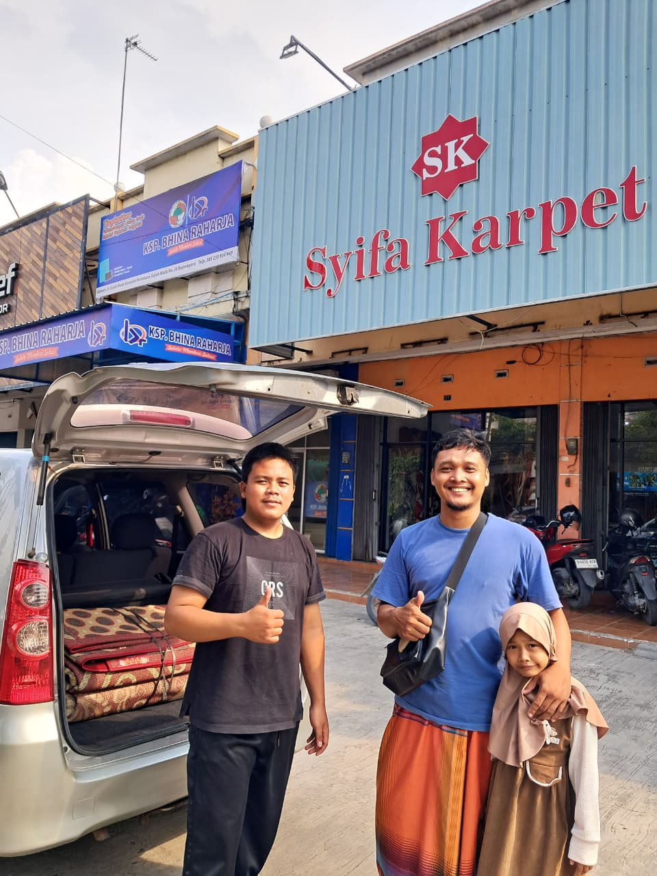 Toko karpet masjid kudus